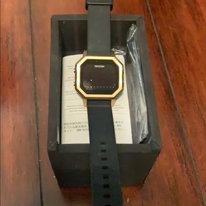 Nixon Siren SS Tropical Gangster